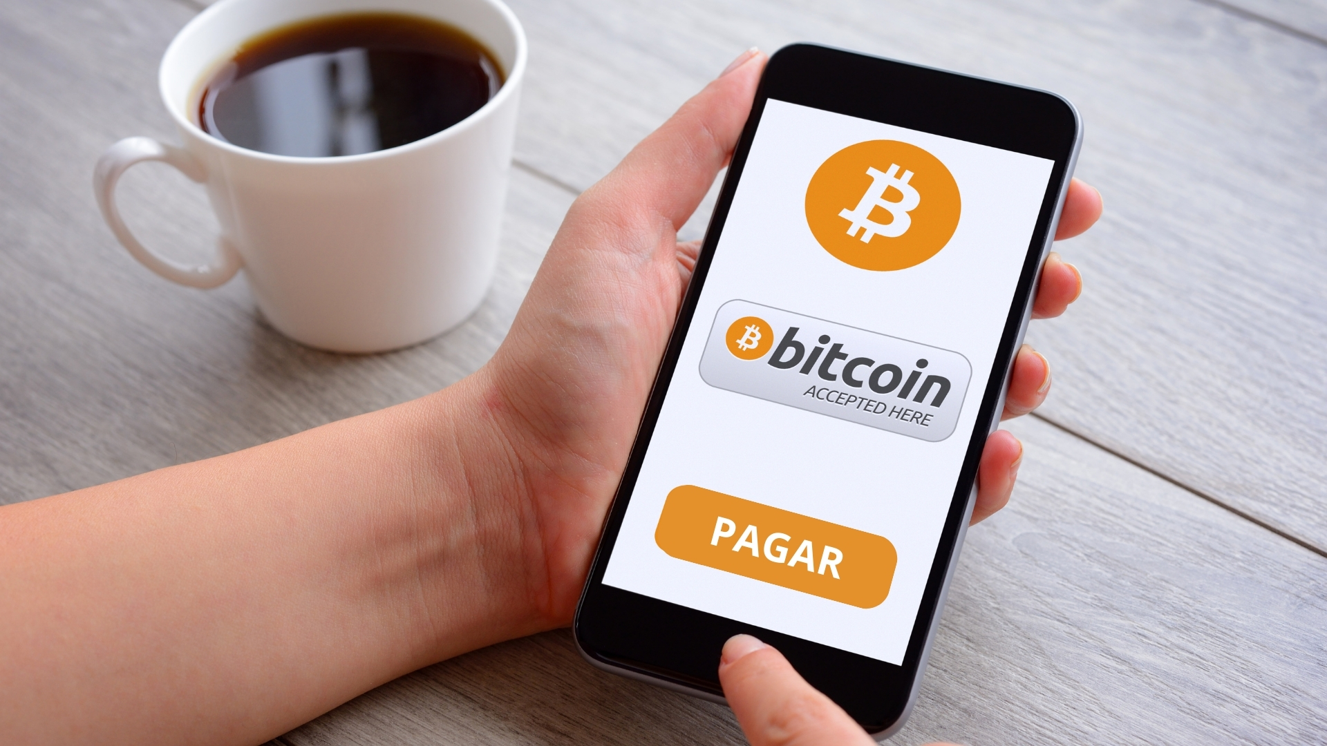 Ahora puedes pagar con Bitcoin en la Tienda Oficial de Mario Murua